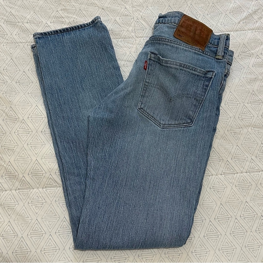 SOLD Levi's Straight Jeans